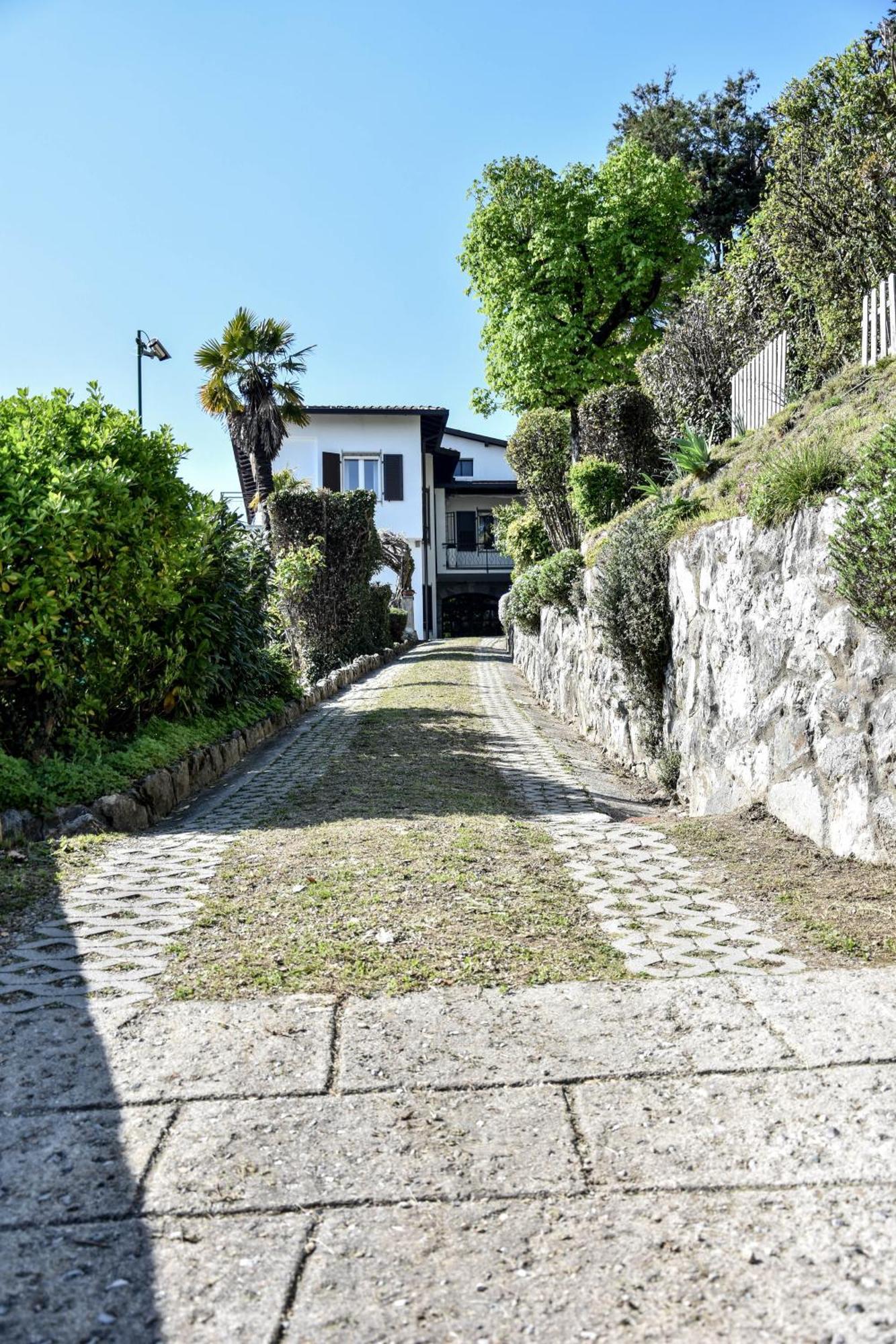 Villa Antonella, App. Vittoria Tavernerio Ngoại thất bức ảnh